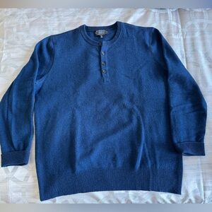 XL Banana Republic 100% cashmere Henley sweater